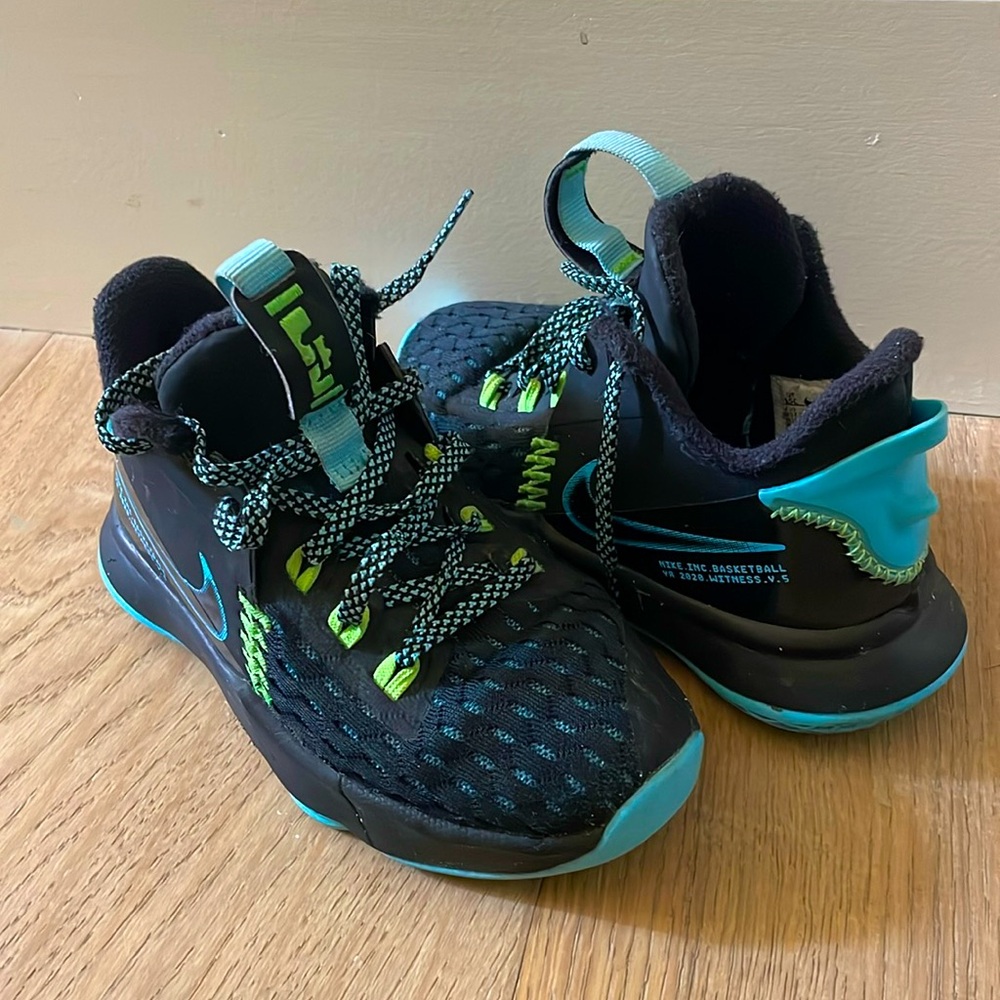 Lebron James Basketball shoes 2020 V.5